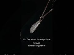 Elegante colgante en forma de lágrima de plata 925 con circonitas brillantes