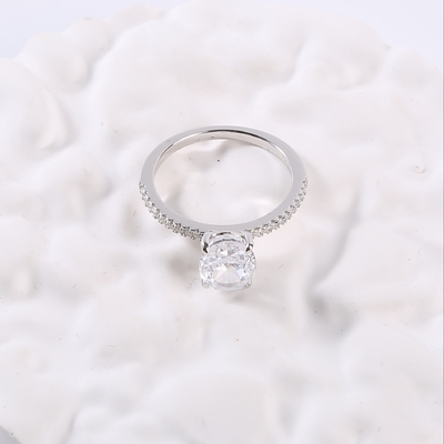 Anillos de compromiso redondos de 2.18g Anillos de plata CZ de 925
