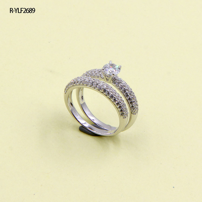 En forma de pera AAA CZ 925 Anillo de plata con punta de 2 mm Banda de fijación Joyería fina