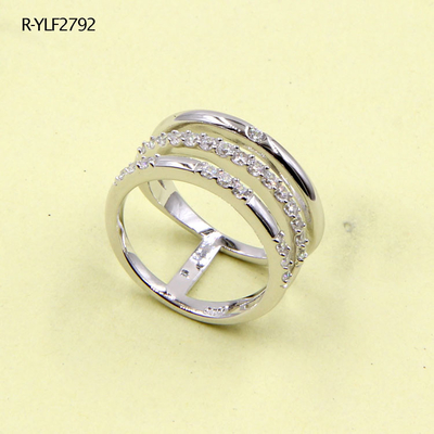 Anillos de plata claros CZ 925 Grado AAA CZ piedras preciosas Anillo de joyería o decoraciones