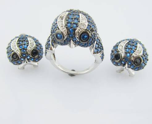 18 pulgadas de Clampada de langosta plata 925 brazalete de enlace conjunto con impresionantes piedras cúbicas de zirconia AAA