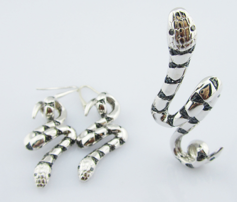 Joyería clásica de plata esterlina con un brazalete de 18 pulgadas