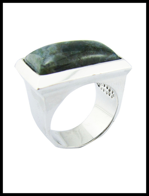 925 Anillos de plata redonda de piedra preciosa con jade verde Anillo de compromiso de plata de esterlinas Anillos de plata de esterlinas grandes