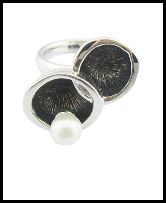 Perla Redonda Blanca Perla Estilo Clásico Plata 925 Joyería Conjunto con AAA CZ y Rodio Revestimiento Plata Esterlina Boda