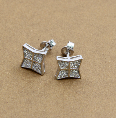 Forma de corazón Elegancia resplandeciente Hipoalergénico 925 de plata de punta de oreja con AAA cúbico Zirconia pequeños puntas