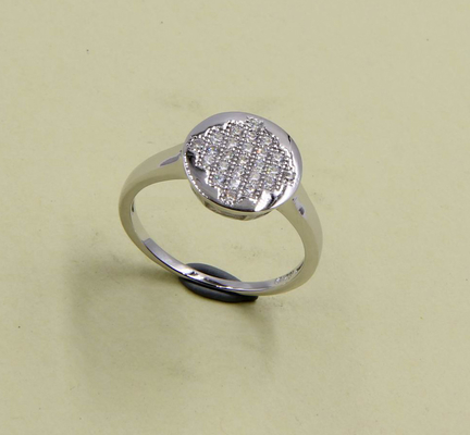 Anillo redondo de zirconia cúbica de grado AAA en plata esterlina 925 plata esterlina cz anillos grabados anillo de plata 925 anillo de plata