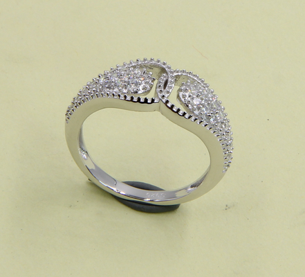 925 bandas de plata esterlina con zirconia cúbica piedras preciosas en el corazón y formas ovaladas anillos de zirconia cúbica de plata esterlina