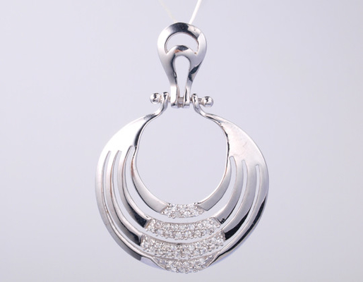 18K amarillo oro único 925 plata colgante geométrico decorado con anillos de piedra preciosa de zircón de plata personalizable accesorio