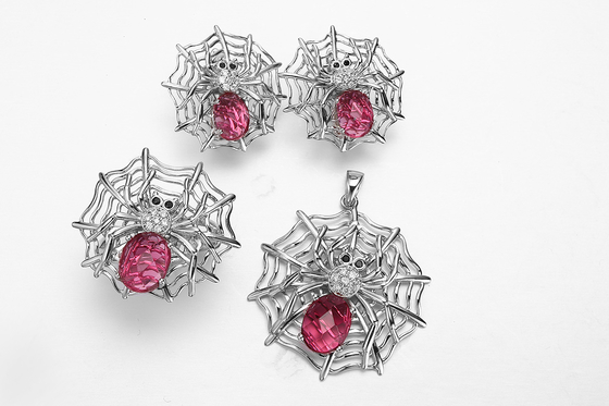 Ruby rojo 925 anillos de plata Swarovski Sterling Silver Spider Web Ring de la piedra preciosa
