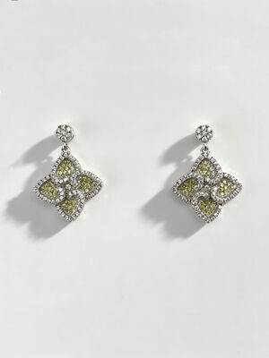 Los pendientes de plata de verano caliente Sterling CZ puntiagudo Clover de cuatro hojas afortunado Colorido manzana verde + blanco CZ Adecuado para eventos casuales y formales Dangle Orecillos de plata de punta de espalda, lindos pendientes de plata Sterling