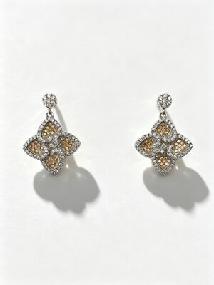 Los pendientes de plata de verano caliente Sterling CZ puntiagudo Clover de cuatro hojas de suerte colorido Champagne oscuro +CZ blanco Adecuado para eventos casuales y formales Dangle Orecillos de plata de estallido de espalda, lindos pendientes de plata Sterling