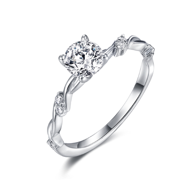 el anillo de compromiso AAA del sistema del bisel de la ronda de 5.5m m Moissanite califica 925 Sterling Silver